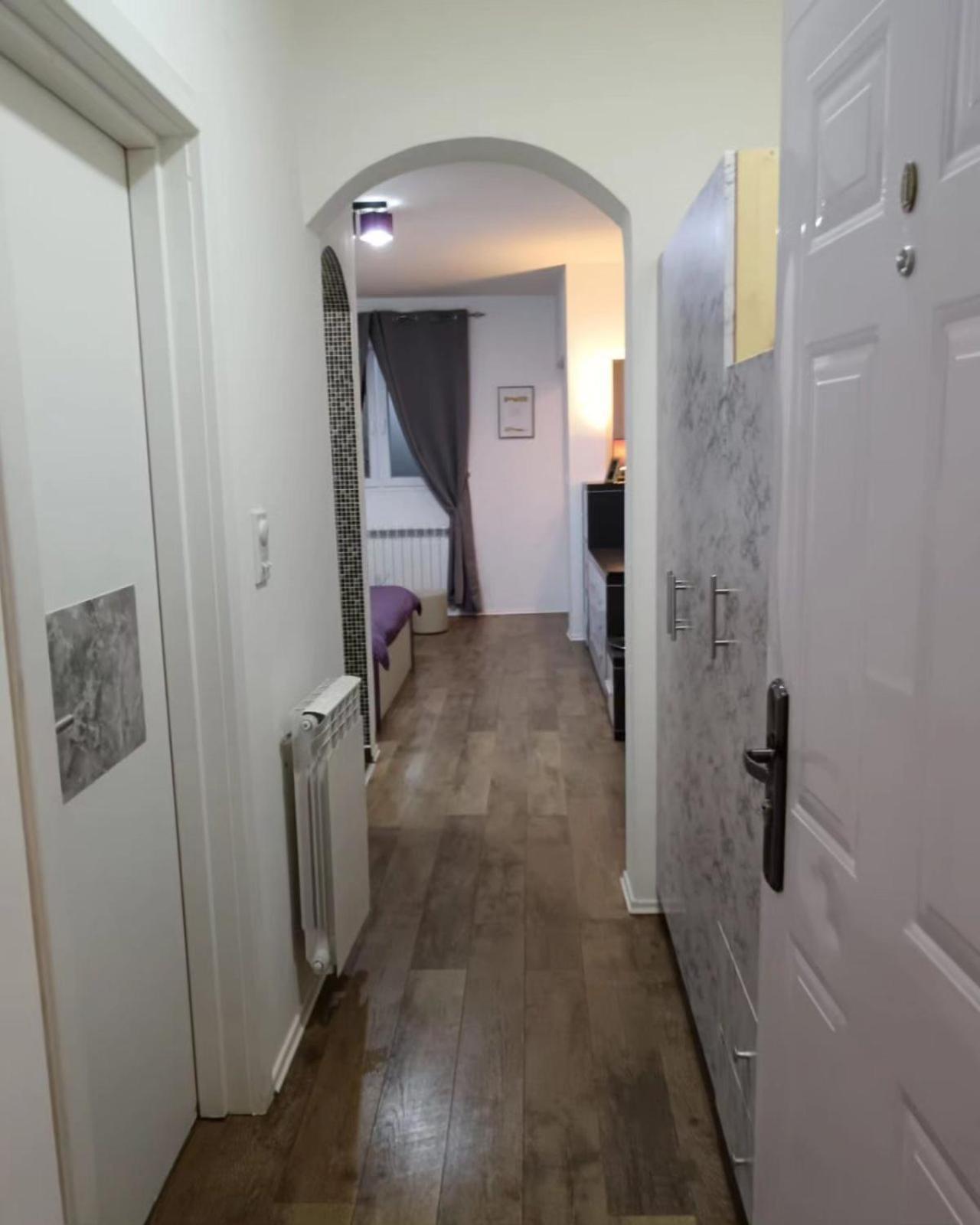 Easy Check In Apartments 021 Vladika Novi Sad Extérieur photo